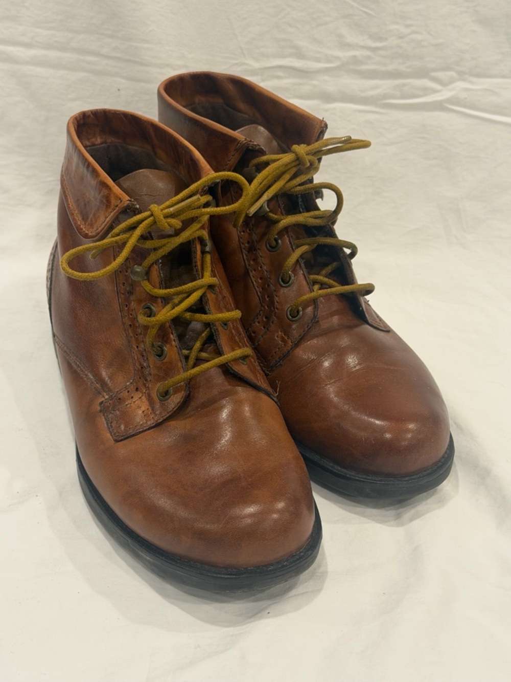 Earth Spirit Oslo 8.5 vintage Brown Leather Ankle Boots lace up stack heel